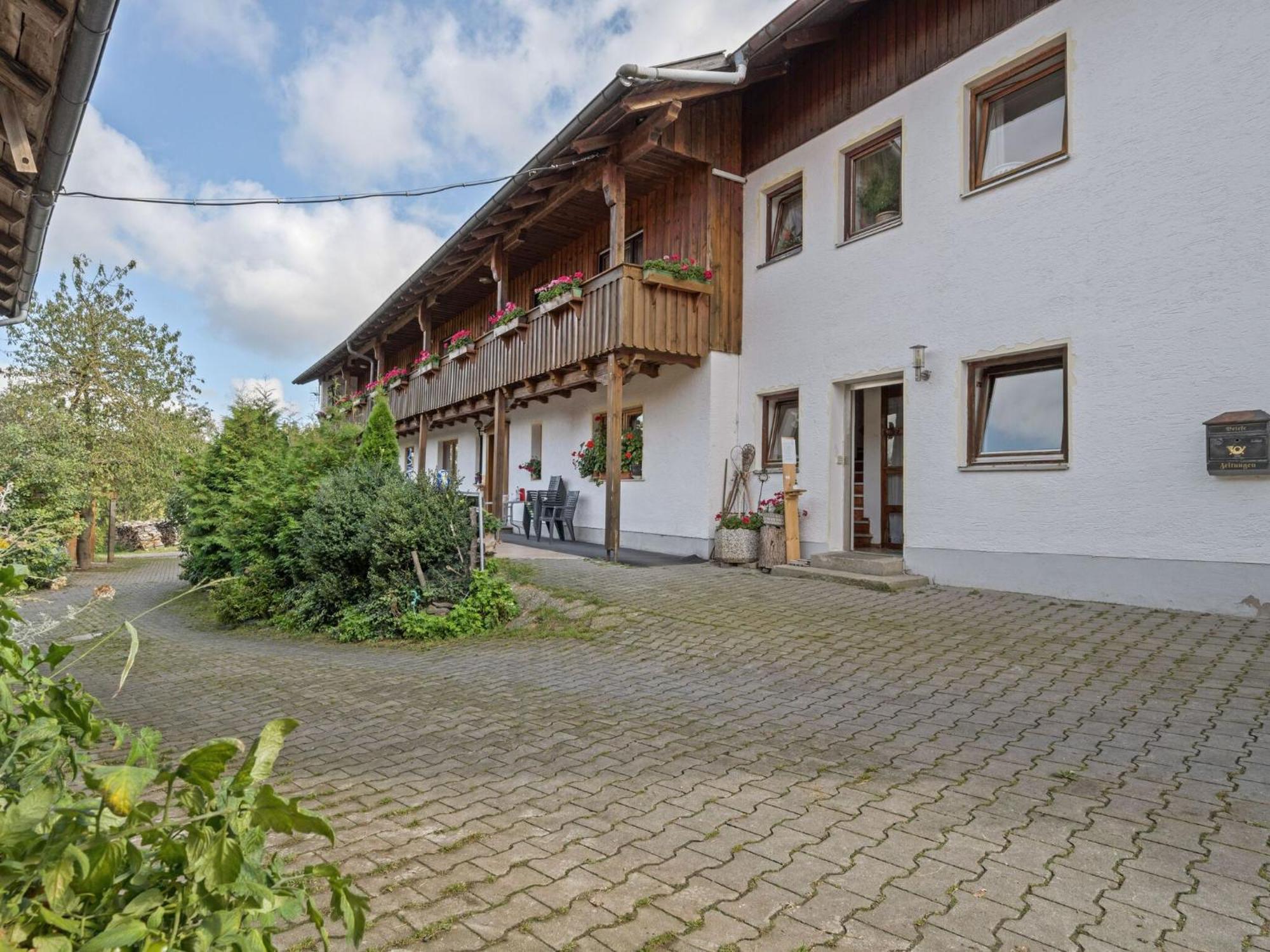 Apartment On A Farm Near The Ski Area Neukirchen beim Heiligen Blut Eksteriør bilde